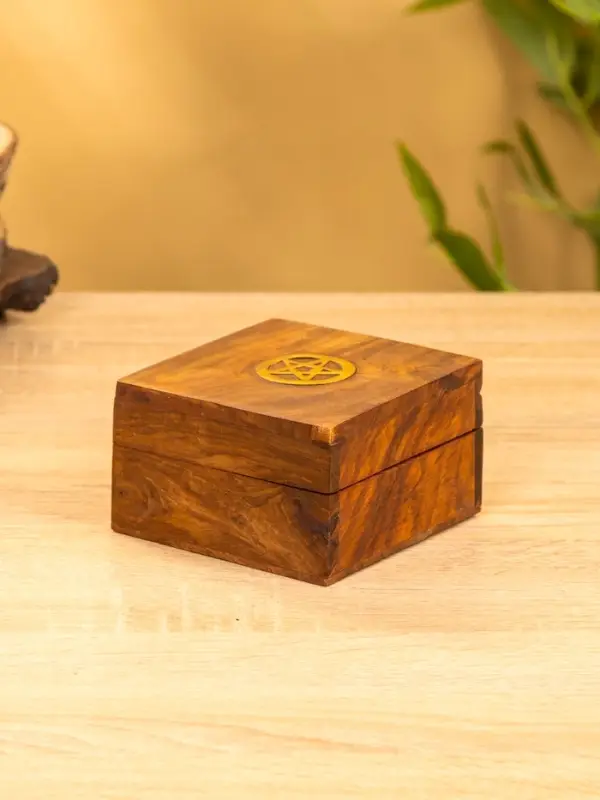 Шкатулка  Шкатулка "Пентакль" 10х10х6 см, дерево шишам