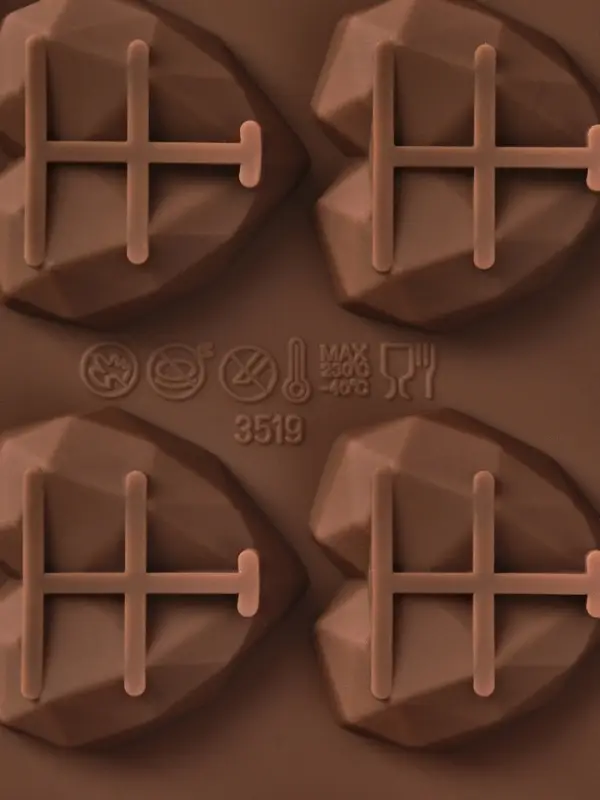 Форма для конфет и шоколада Доляна &laquo;Холодное сердце&raquo;, 20.5&times;10&times;1.5 см, 15 ячеек, силикон, коричневая