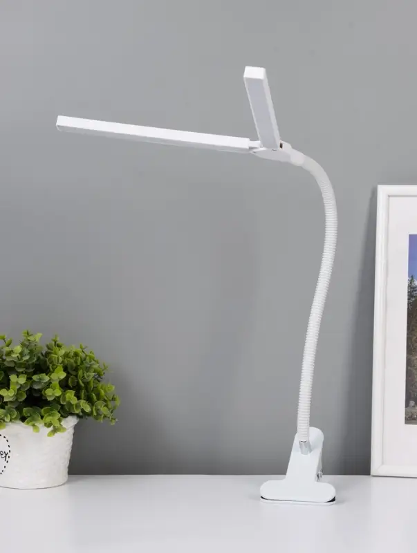 Настольная лампа RISALUX &laquo;Семи&raquo;, LED 5 Вт, 6000К, 7.5&times;10.5&times;65 см, белый