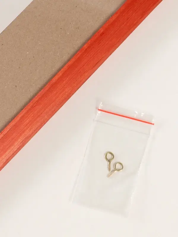 Фоторамка дерево 40х50 см, махагон №2 (пластиковый экран) Фоторамка дерево 40х50 см, махагон №2 (пластиковый экран)