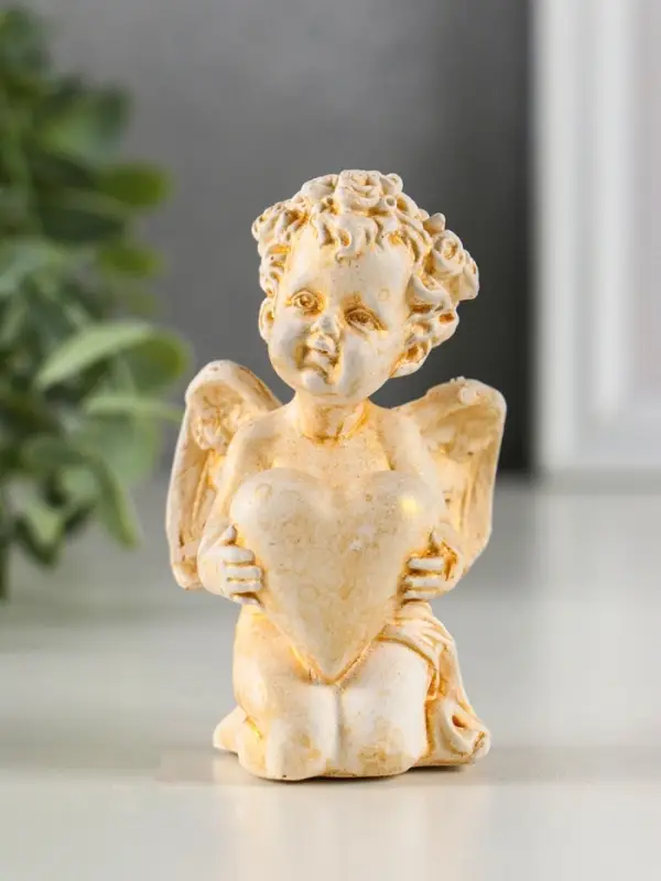 Фигура гипс "Ангел с сердцем" 6х8х5см, позолота