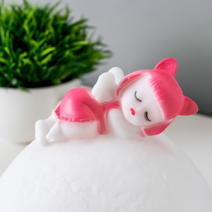 Ночник "Девочка на луне" LED от батареек 3xLR44 розовый 10х10х14 см RISALUX