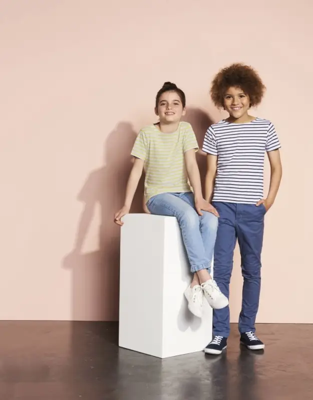 Футболка Miles Kids белая с красным, размер 04Y