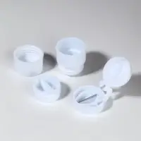 Таблетница с таблеторезкой, d = 4&times;6.5 см, цвет белый