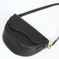 Сумка женская мессенджер на магните, 23&times;8&times;16 см, чёрная