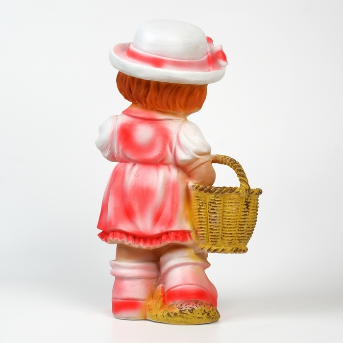 Садовая фигура  Садовая фигура "Девочка Лиза с корзинкой" 40х18х13см