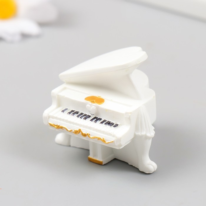 Фигурка для флорариума полистоун  Фигурка для флорариума полистоун "Белый рояль" 5х4,5 см