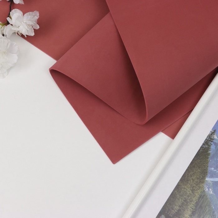 Фоамиран иранский 2 мм (бордовый/136) 60х70 см Фоамиран иранский 2 мм (бордовый/136) 60х70 см