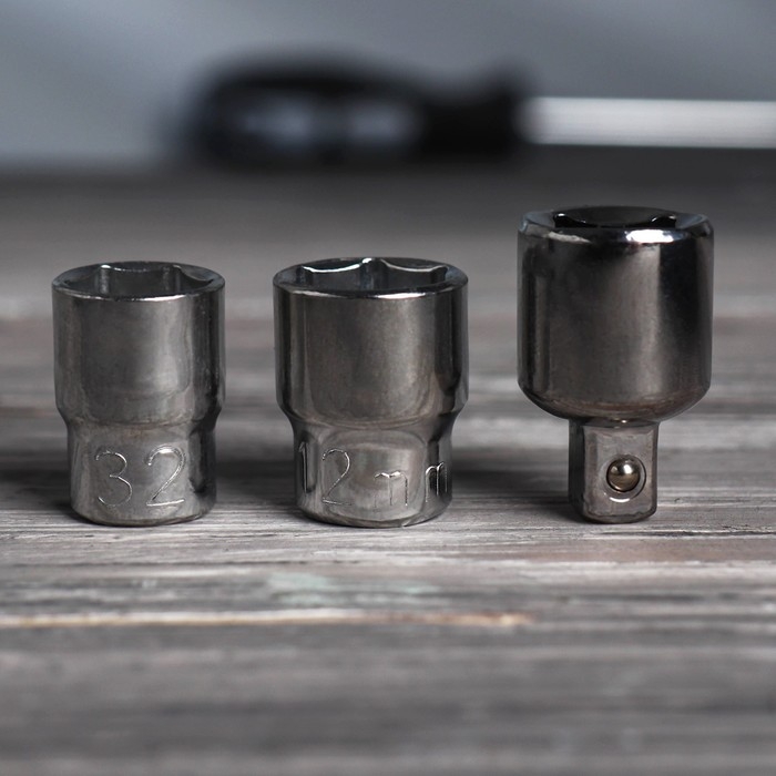 Набор инструментов в кейсе «Крестовый отец», автомобильный, 60 предметов Набор инструментов в кейсе «Крестовый отец», автомобильный, 60 предметов