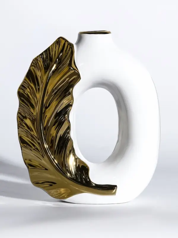 Ваза керамика настольная Ваза керамика настольная "Лорей" h=22х17,5 d=4 см, белый