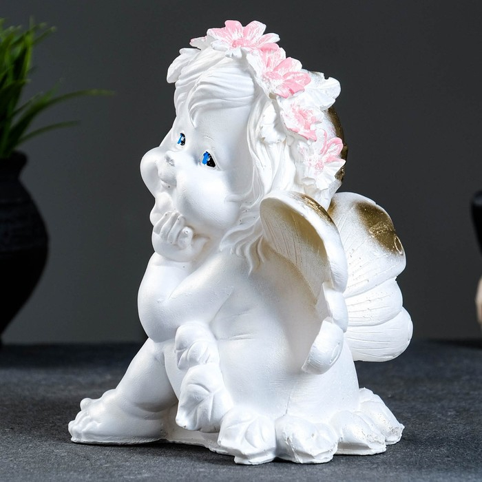 Фигура  Фигура "Фея сидя" перламутр 20х15х16см