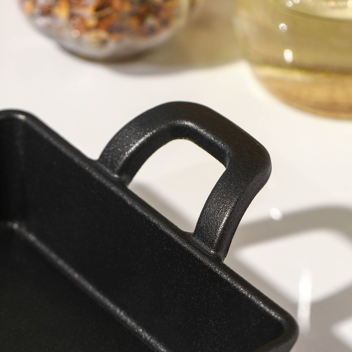 Сковорода чугунная «Квадрат. Глубокий», 12,5×12,5×3,5 см, с чугунной ручкой Сковорода чугунная «Квадрат. Глубокий», 12,5×12,5×3,5 см, с чугунной ручкой