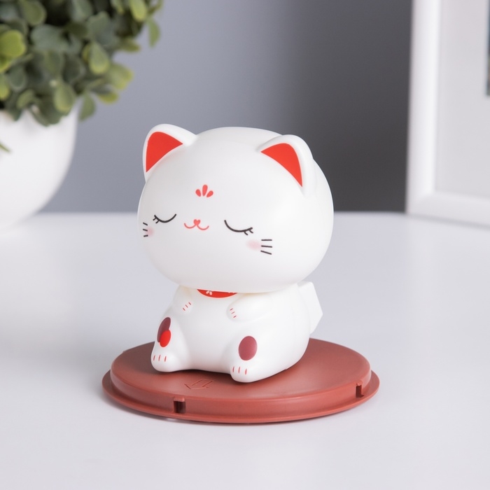 Маятник пластик от солнечной батареи Маятник пластик от солнечной батареи "Кот Манэки-нэко спящий" 10х10х10,3 см