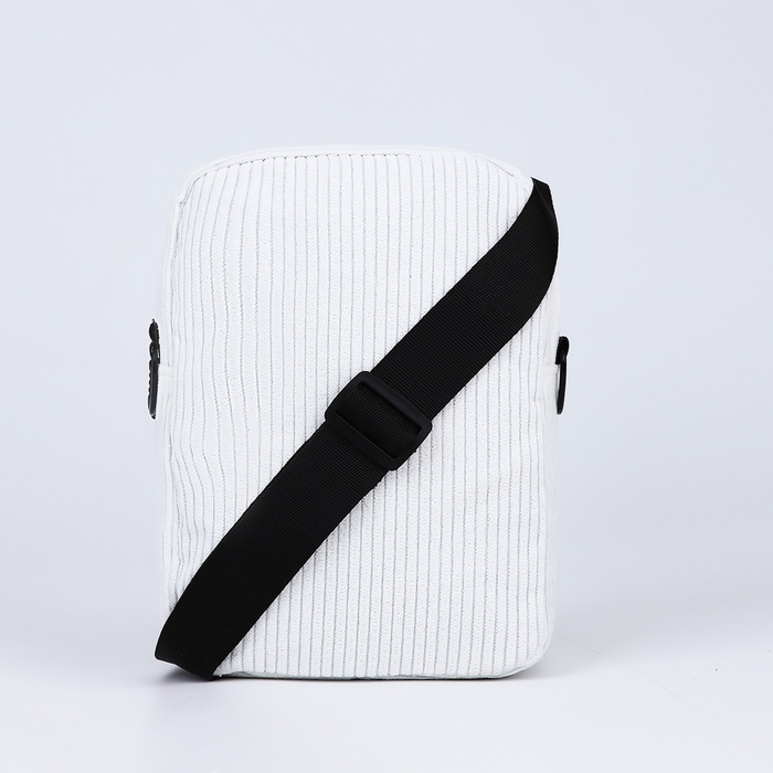 Сумка молодёжная на молнии, цвет белый Сумка молодёжная на молнии, цвет белый