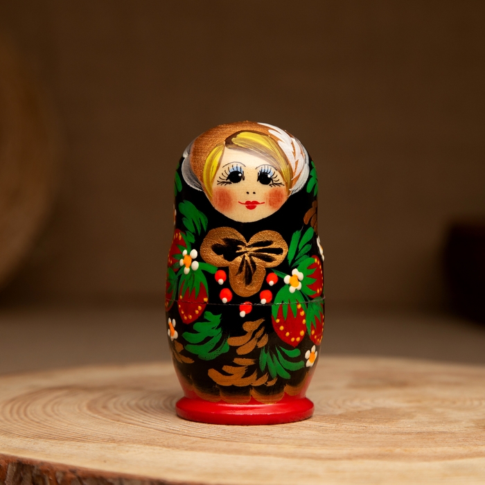 Матрёшка «Хохлома», чёрный платок, 3 кукольная, 9 см Матрёшка «Хохлома», чёрный платок, 3 кукольная, 9 см