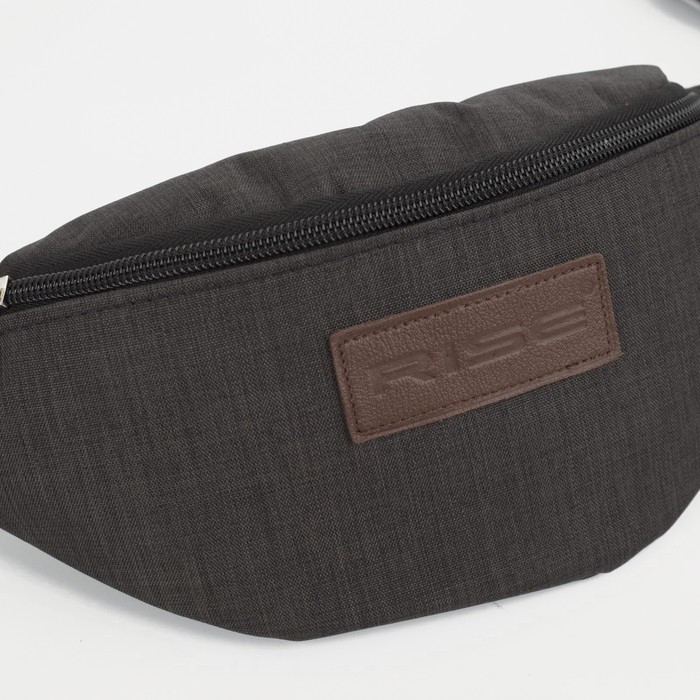 Сумка поясная на молнии, цвет чёрный Сумка поясная на молнии, цвет чёрный