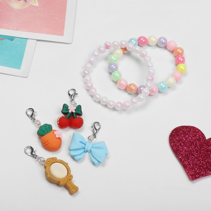 Набор «Выбражулька» 6 предметов: 2 браслета, 4 сменных подвески, бьюти, цвет МИКС Набор «Выбражулька» 6 предметов: 2 браслета, 4 сменных подвески, бьюти, цвет МИКС