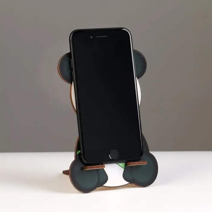 Подставка под телефон «Панда», дерево