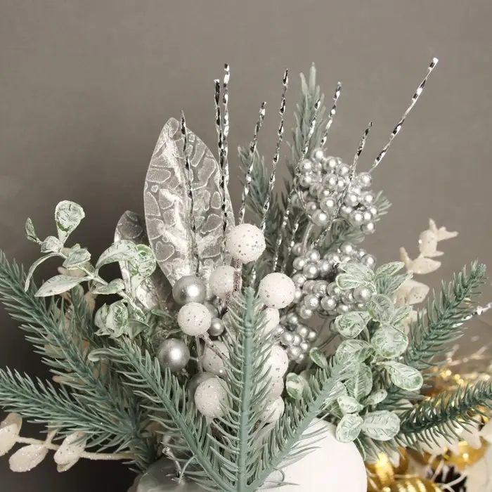 Новогодняя композиция на стол «Зимнее волшебство. Величие» пластик, 24×10.5 см, белый Новогодняя композиция на стол «Зимнее волшебство. Величие» пластик, 24×10.5 см, белый