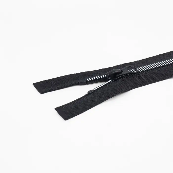 Молния «Трактор», №5, разъёмная, замок автомат, 70 см, чёрная, белая Молния «Трактор», №5, разъёмная, замок автомат, 70 см, чёрная, белая