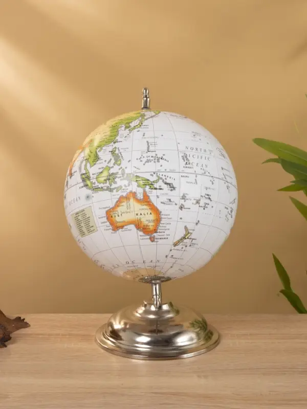 Глобус сувенирный 23х20х29 см, подставка металл Глобус сувенирный 23х20х29 см, подставка металл