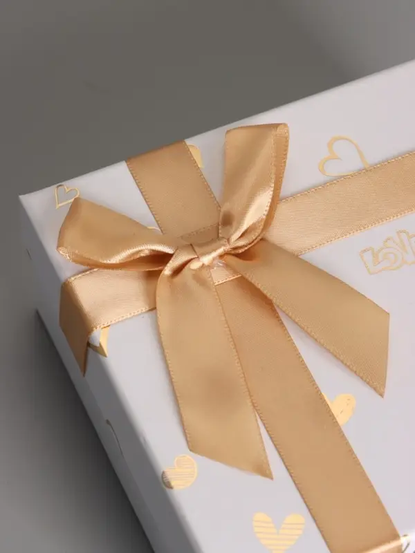 Наборок коробок 3 в 1 прямоугольные 19*19*9.8 17*17*8.0 15*15*6.5 см