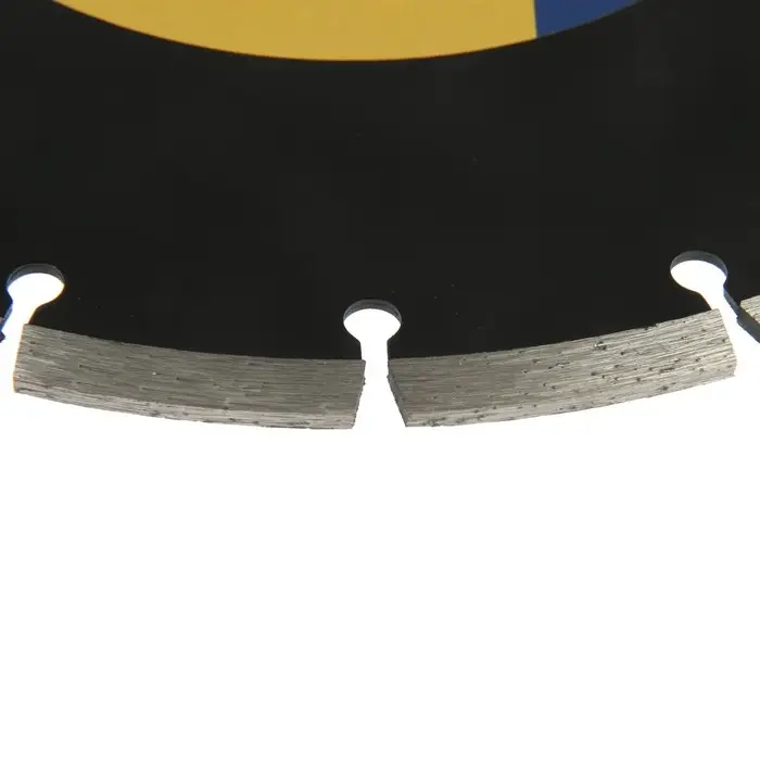 Диск алмазный отрезной ТУНДРА ПРОФИ, повышенный ресурс, сегментный, сухой рез, 230&times;22 мм