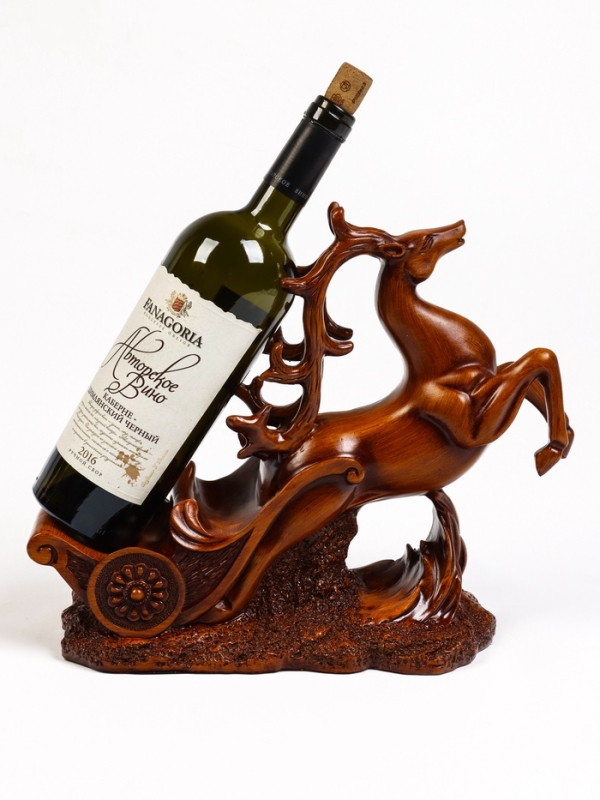 Подставка для бутылки  Подставка для бутылки "Олень" под дерево, 17.12.28см