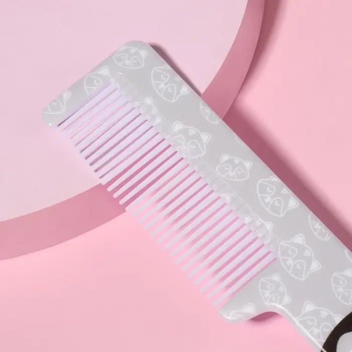 Расчёска фигурная «Енот», 14.5×3.5(±1) см Расчёска фигурная «Енот», 14.5×3.5(±1) см