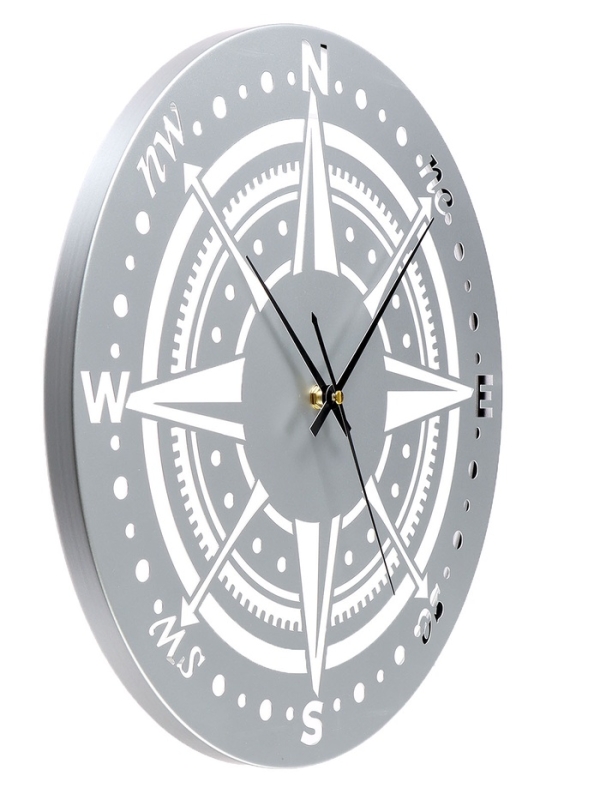 Часы настенные интерьерные «Компас», плавный ход, d-40 см, серебристые Часы настенные интерьерные «Компас», плавный ход, d-40 см, серебристые