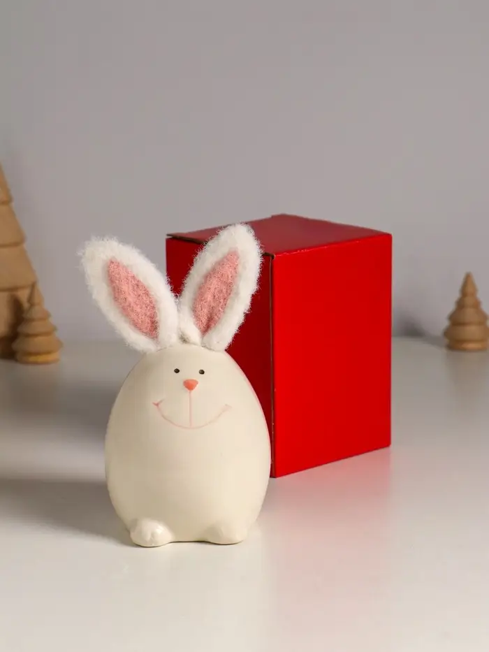 Сувенир керамика, текстиль "Зайчик в форме яйца" белый 7,2х7,2х12,5 см Сувенир керамика, текстиль "Зайчик в форме яйца" белый 7,2х7,2х12,5 см