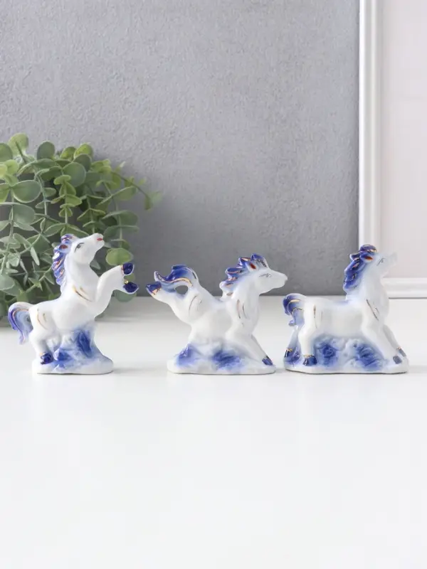 Сувенир керамика Сувенир керамика "Лошадки резвятся" сине-золотой набор 3 шт 7,4х2,7х7 см
