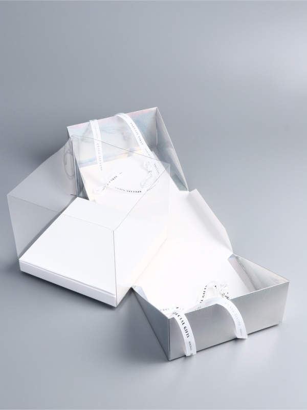 Коробка под бенто-торт с ленточками, 25 х 25 х 20 см Коробка под бенто-торт с ленточками, 25 х 25 х 20 см