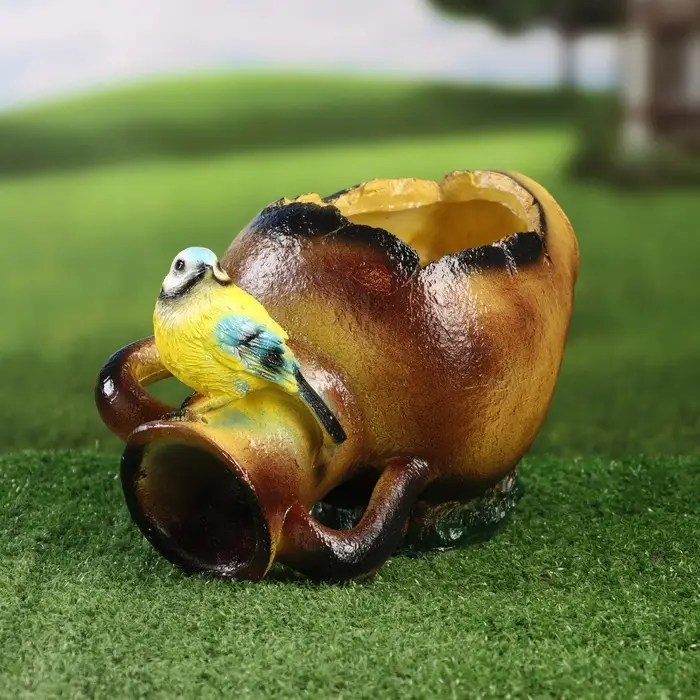 Фигурное кашпо "Синичка на кувшине" 16*25*15см