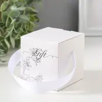 Шкатулка для украшений &laquo;Роза в футляре&raquo;, подарочная, пластик, белая, 6.8&times;6.8&times;7.5 см