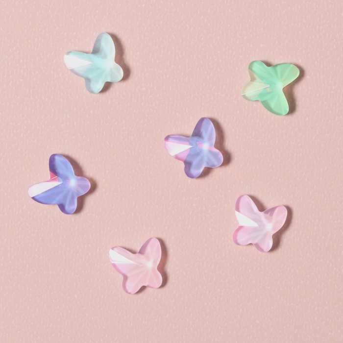 Фигурки для дизайна ногтей «Витражные бабочки», объёмные, разноцветные Фигурки для дизайна ногтей «Витражные бабочки», объёмные, разноцветные