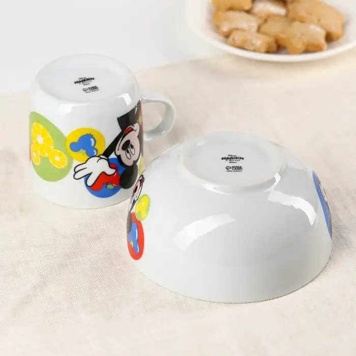 Подарочный набор посуды керамической: 2 предмета: тарелка, кружка &laquo;Микки&raquo;, Микки Маус и его друзья