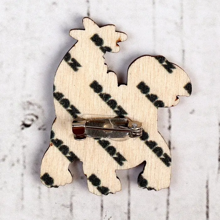 Деревянный значок «Стегозавр» Деревянный значок «Стегозавр»