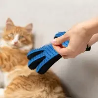 VETTA Перчатка-щетка для домашних животных, нейлон, ТПР, 23х16,5 см