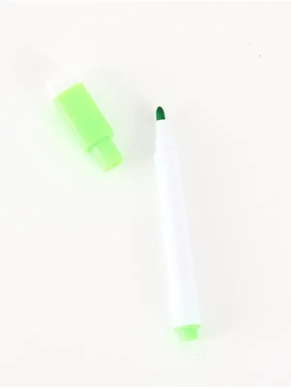 Раскраска многоразовая &laquo;Чебурашка&raquo;, 16&times;16 см, с маркерами, 12 стр.