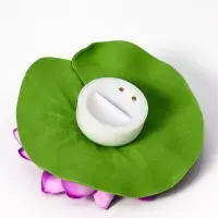 Садовый светильник для водоемов 10 х 13 х 15 см, на батарейке "Лотос" фиолетовый СК-003