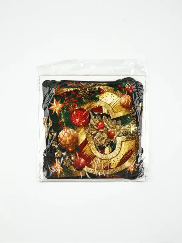 Гирлянда на люверсах  Гирлянда на люверсах "С Новым годом", ёлка, золотые буквы, дл. 210 см