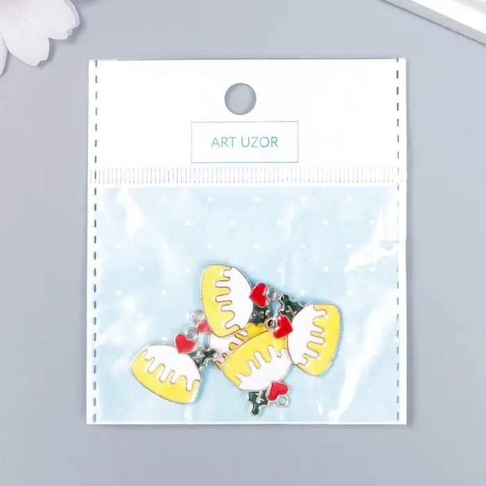 Металлический элемент, декоративная подвеска «Арт Узор. Кекс с сердечком», эмаль, 2×2 см