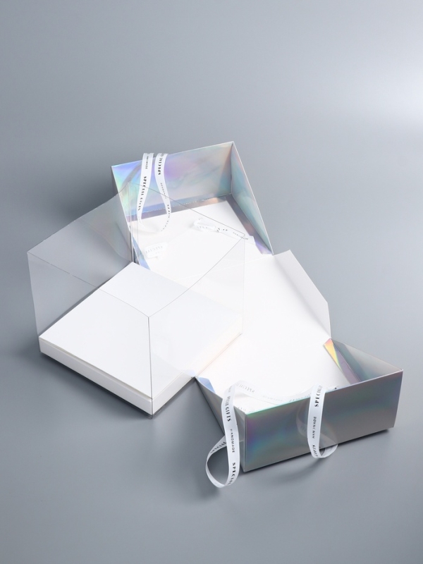 Коробка под бенто-торт с ленточками, голография , 21 х 21 х 18 см Коробка под бенто-торт с ленточками, голография , 21 х 21 х 18 см