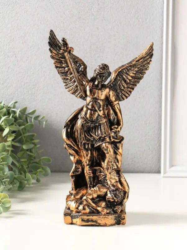 Фигура полистоун &laquo;Архангел Михаил&raquo;, 30&times;17&times;10 см, под золото