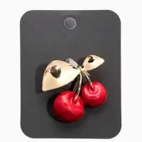 Брошь "Вишня с листочками", цвет красный в золоте