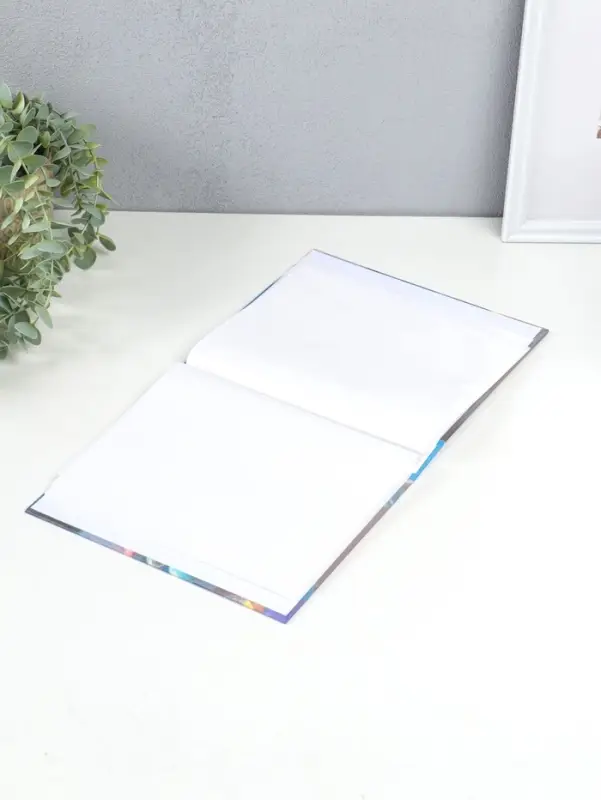 Фотоальбом на 80 фото 10х15 см "Мальчик с мишкой и пузырьки" в коробке 5х19х22,8 см