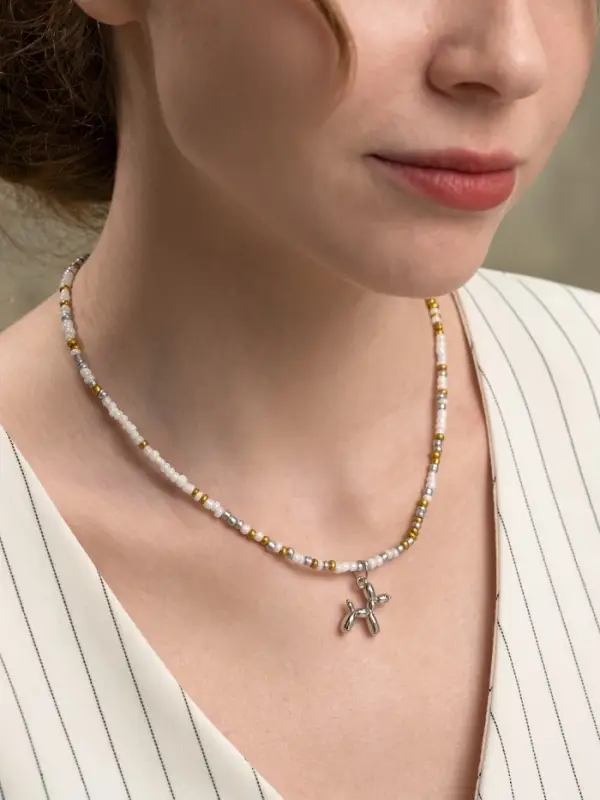 Чокер бисерный с подвеской &laquo;Собачка из воздушных шаров&raquo;, цвет серебро, 41 см