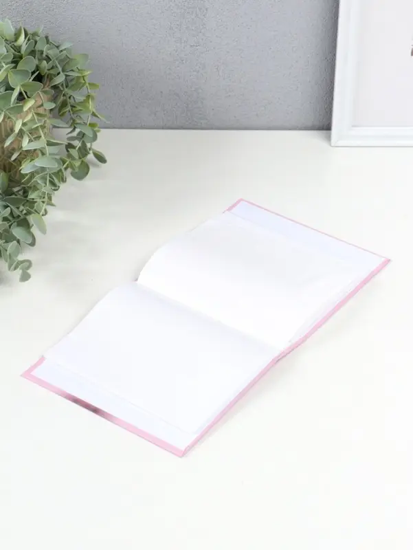 Фотоальбом на 40 фото 10х15 см "Розовое сердце в цветах" в коробке 4,5х14х17 см