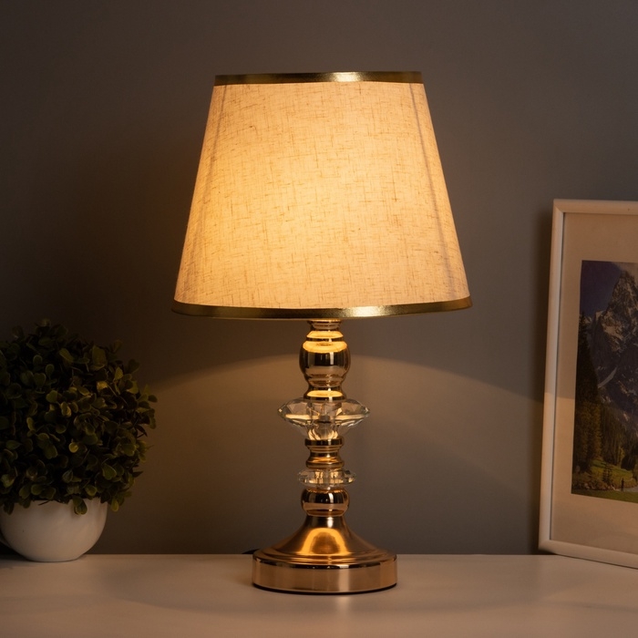 Лампа настольная Лампа настольная "Мастер" 1х40Вт Е27+подсветка LED 5Вт золото 25х25х42см